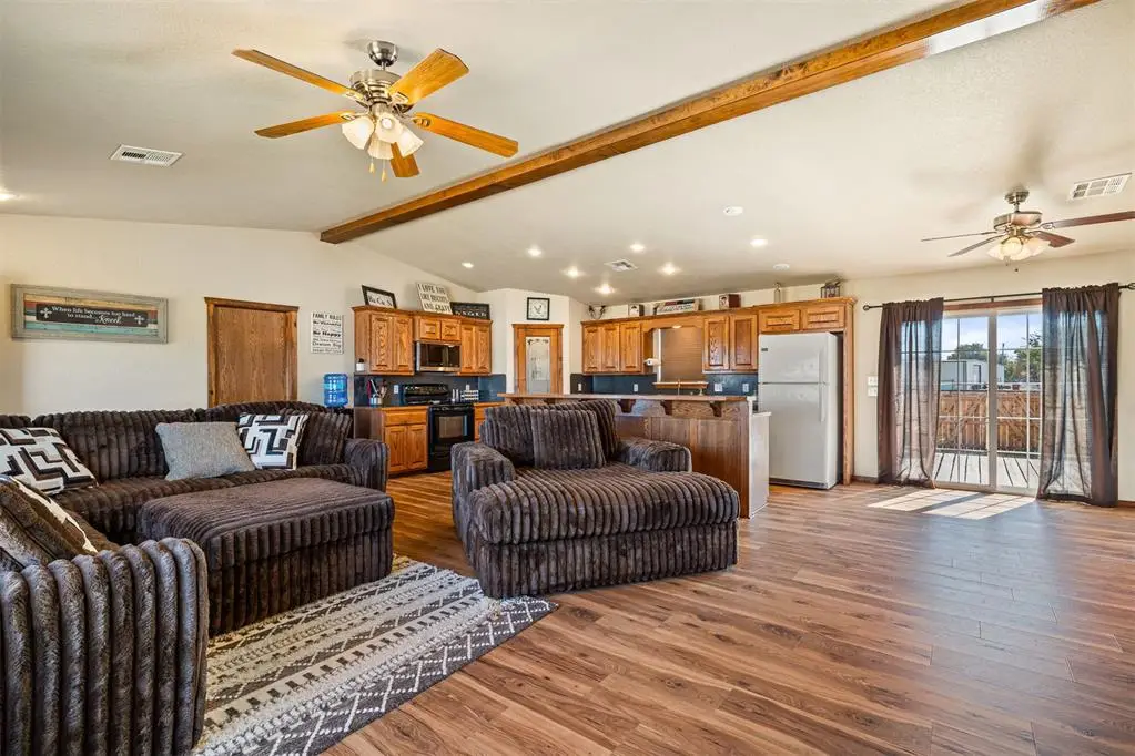 205 Chickasha Avenue, Amber, OK 73004 - #1