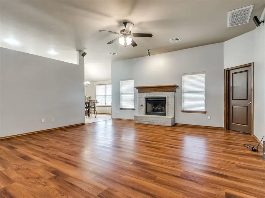 4220 Notting Hill Drive, Oklahoma City, OK 73160 - #3
