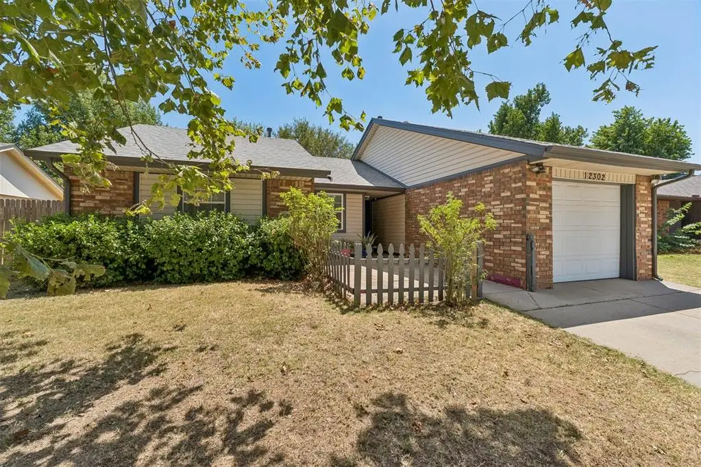 12302 SW 15th Terrace, Yukon, OK 73099 - #1
