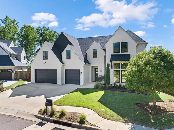 2208 Old Creek Road, Edmond, OK 73034