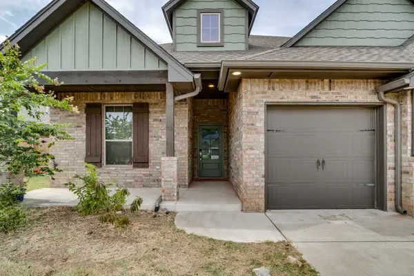 512 E Barajas Terrace, Mustang, OK 73064