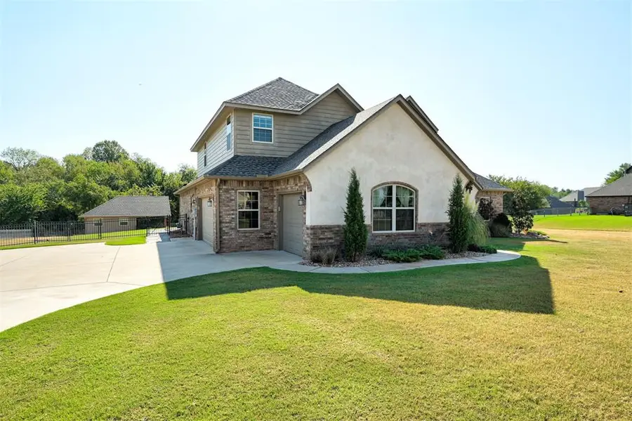 13460 Ridge Circle, Edmond, OK 73025 - #3