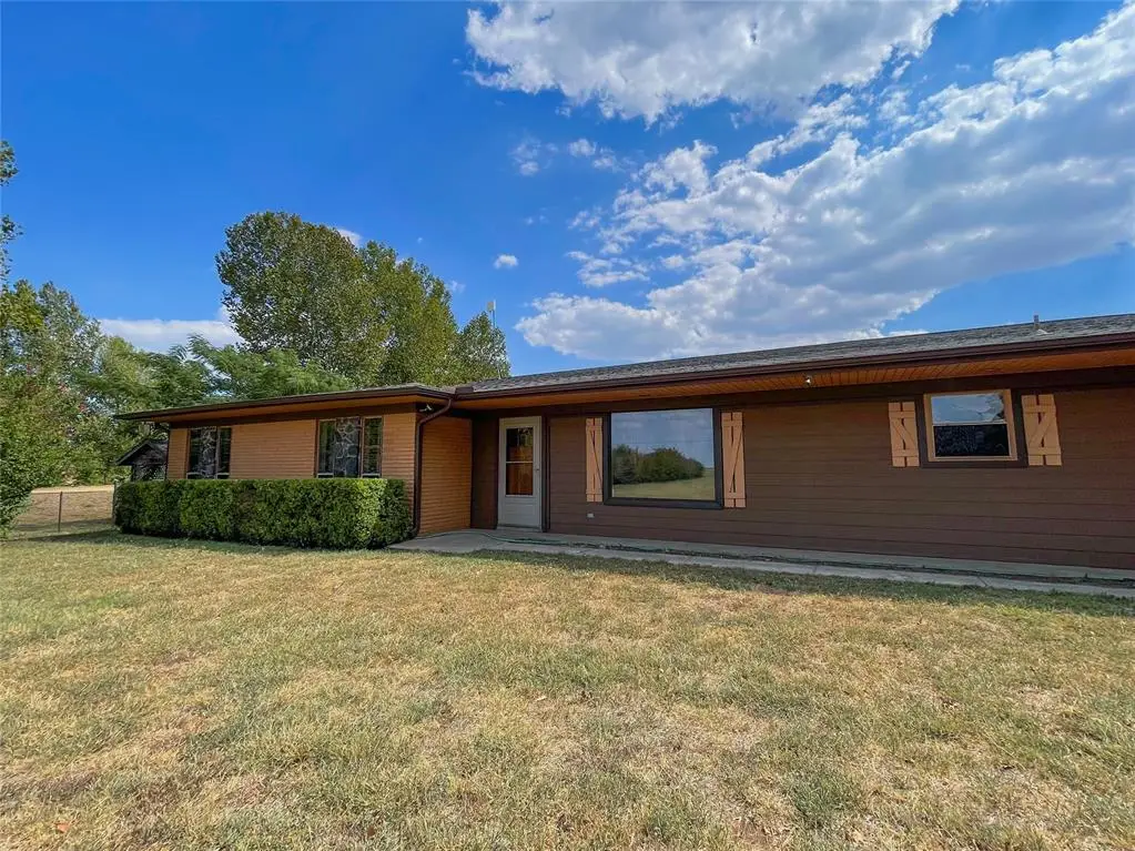 16100 W Britton Road, Yukon, OK 73099 - #1