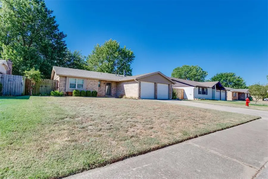 1070 Cumberland Mansion, Yukon, OK 73099 - #3
