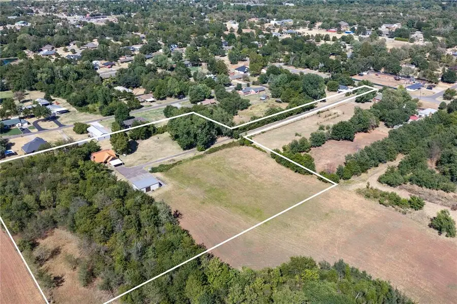 1521 E Forster Lane, Mustang, OK 73064 - #2