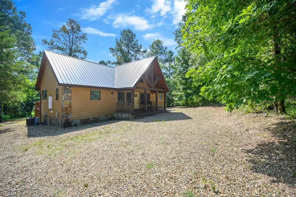 204 Eagle Mountain Trail, Broken Bow, OK 74728 - #1