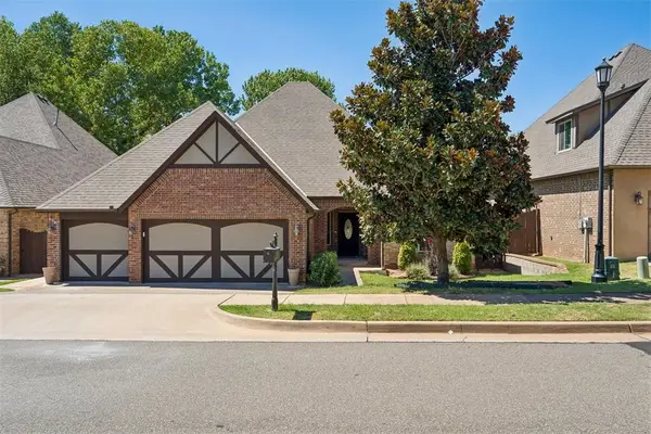 3325 Cheyenne Villa Circle, Edmond, OK 73013