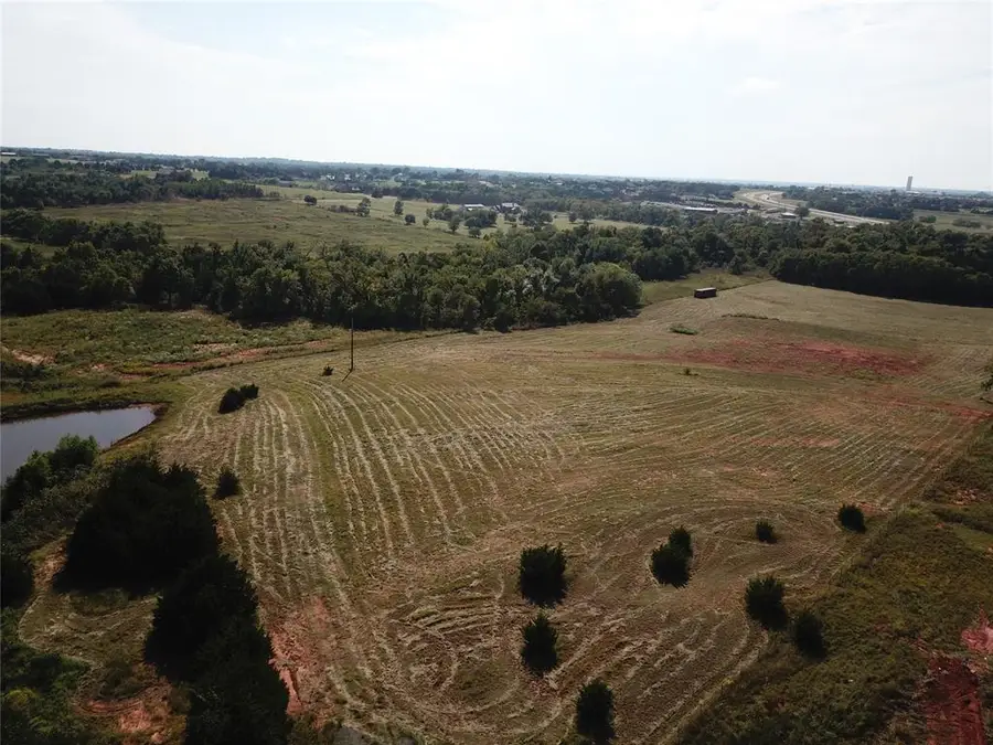5595 Little Farms Road, Guthrie, OK 73044 - #2
