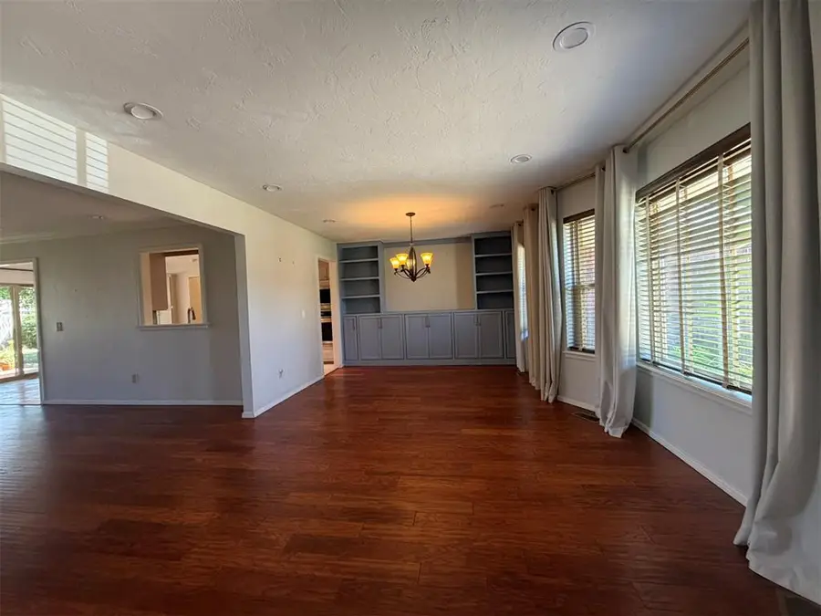 5305 NW 110th Street, Oklahoma City, OK 73162 - #2
