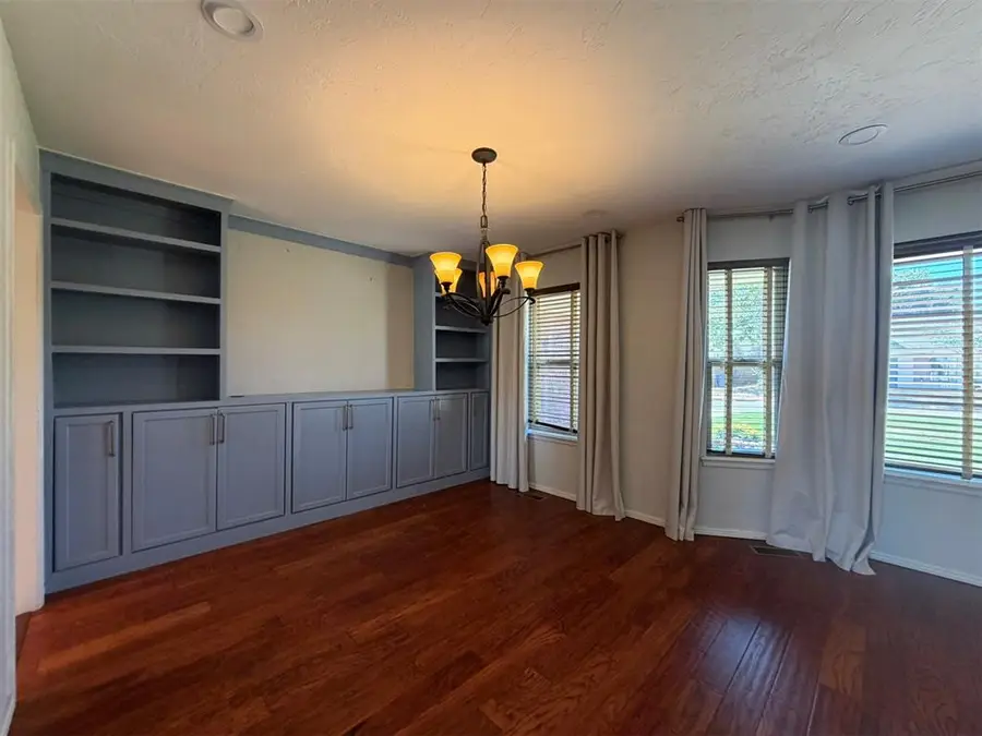 5305 NW 110th Street, Oklahoma City, OK 73162 - #3