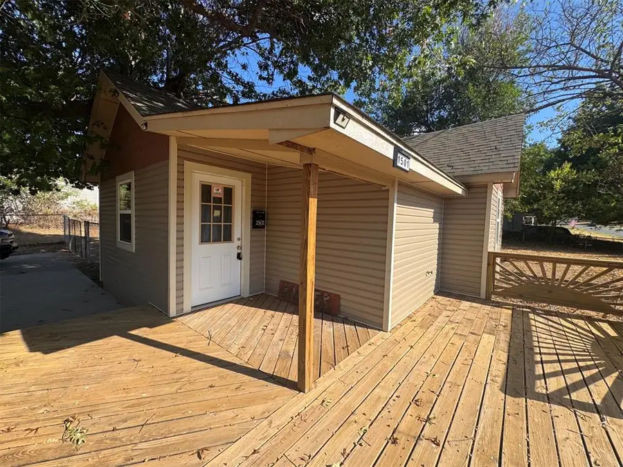 1501 S 6th Street, Chickasha, OK 73018 - #3