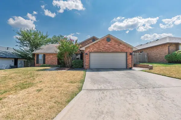 1209 Castle Creek Street, Shawnee, OK 74804
