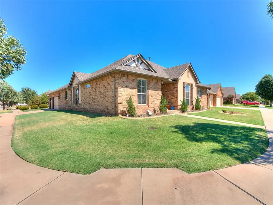 8629 NW 111th Street, Oklahoma City, OK 73162 - #3