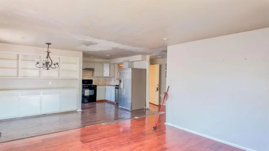 2954 SW 54th Street, Oklahoma City, OK 73119 - #3