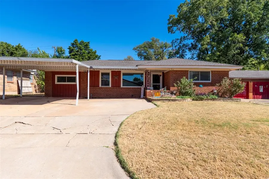 722 Cinmac Street, Lindsay, OK 73052 - #2
