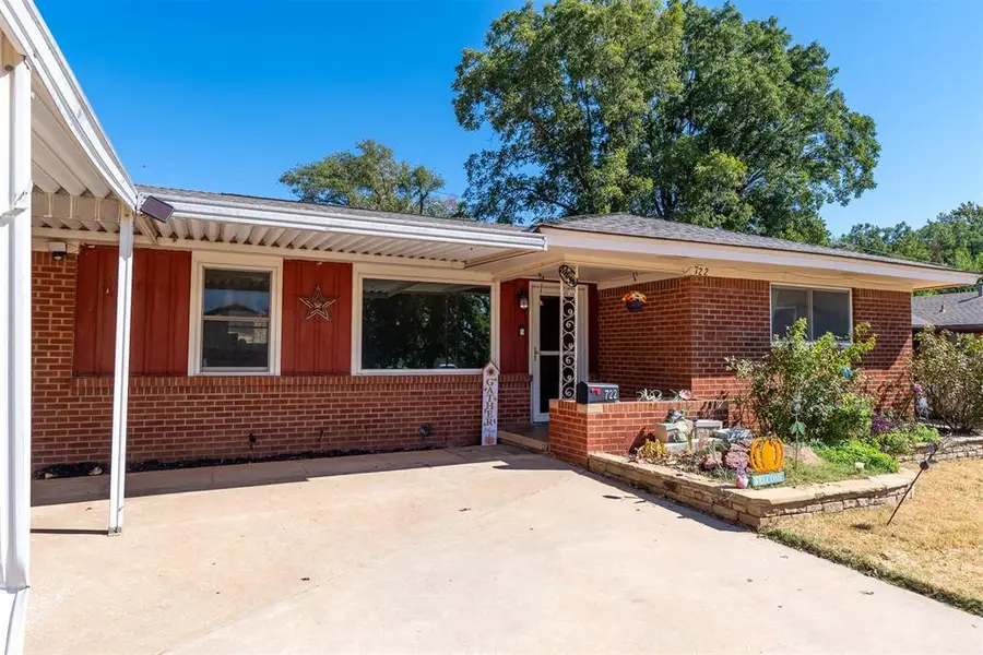 722 Cinmac Street, Lindsay, OK 73052 - #3