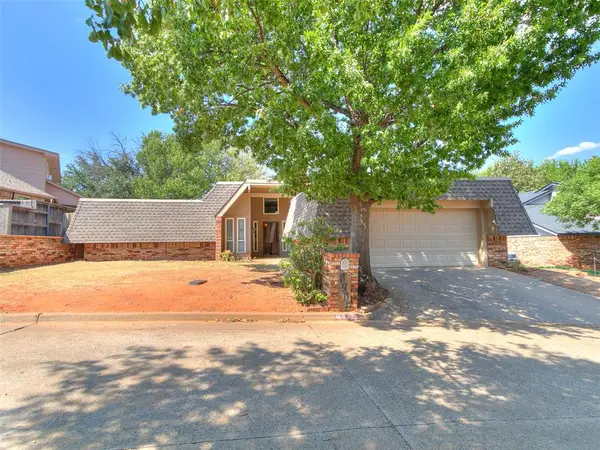 8905 Stanford Court, Oklahoma City, OK 73132