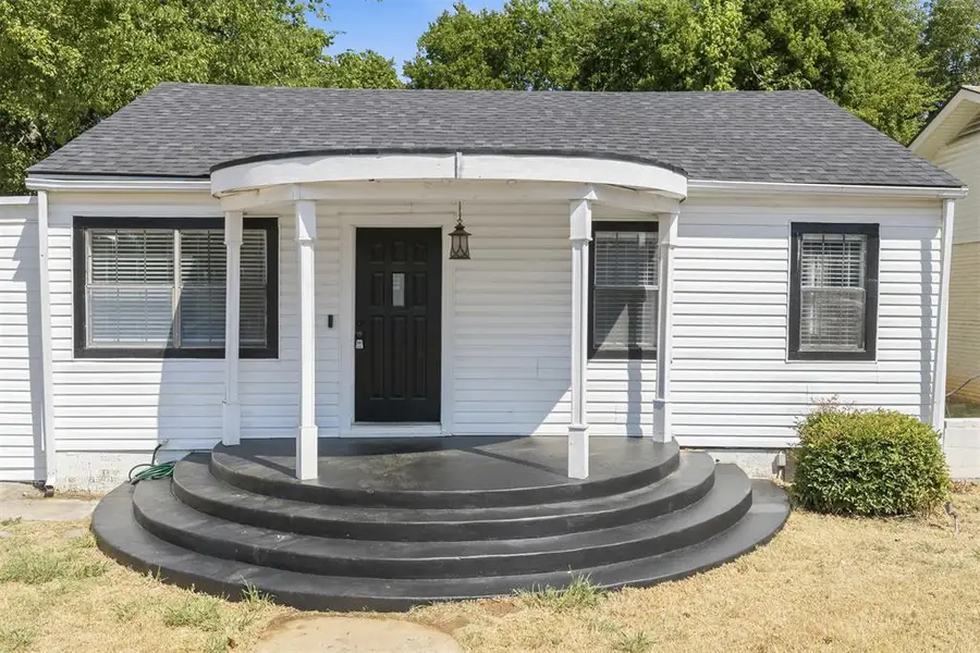 616 W Kings Road, Ada, OK 74820 - #3
