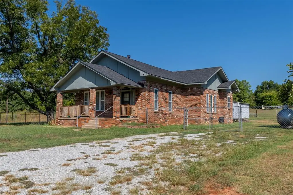 30733 E County Road 1570, Pauls Valley, OK 73075 - #1