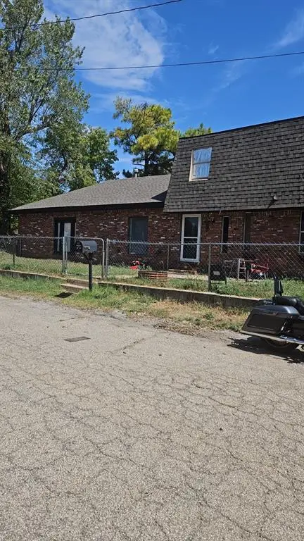 821 W Moses Street, Cushing, OK 74023 - #2