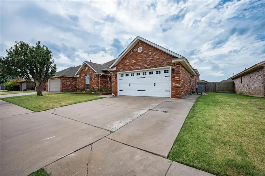 620 SW 154th Place, Oklahoma City, OK 73170 - #3