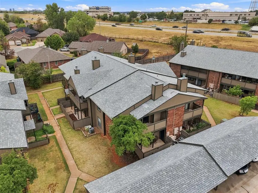 11405 Springhollow Road #302, Oklahoma City, OK 73120 - #2