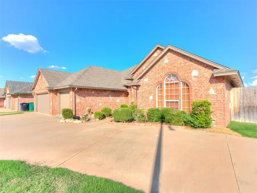 5612 Holly Brooke Lane, Oklahoma City, OK 73135 - #2