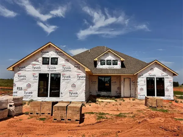 888 Davis Drive, Blanchard, OK 73010