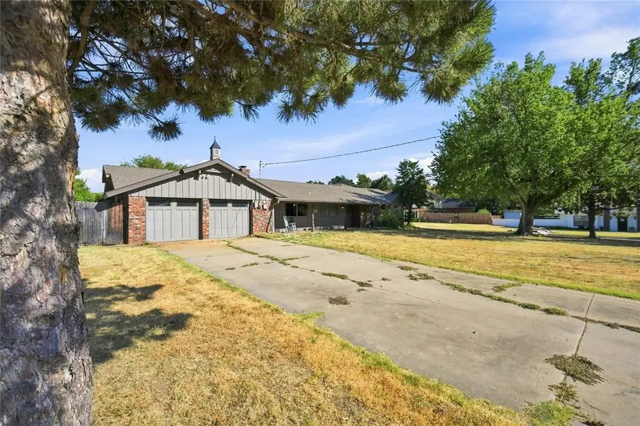 2716 N Eagle Lane, Oklahoma City, OK 73127 - #3