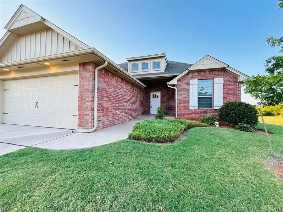 509 Texoma Drive, Edmond, OK 73025 - #2