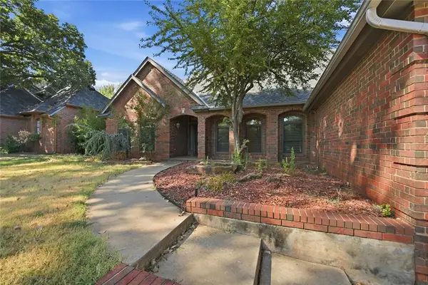 13513 Green Cedar Lane, Oklahoma City, OK 73131