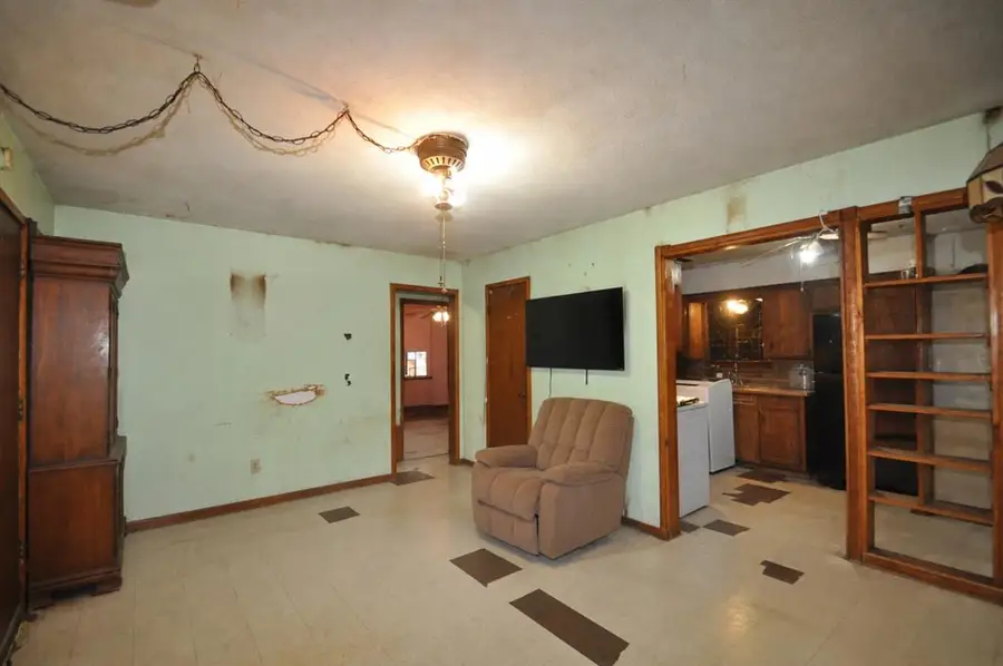 111 S Norman Avenue, Oklahoma City, OK 73160 - #2