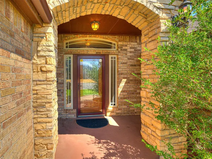 2923 SE 5th Street, Moore, OK 73160 - #3