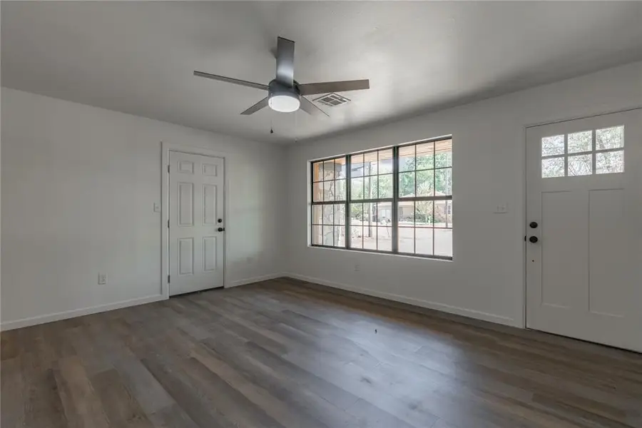 1105 N Beach Avenue, Oklahoma City, OK 73110 - #3