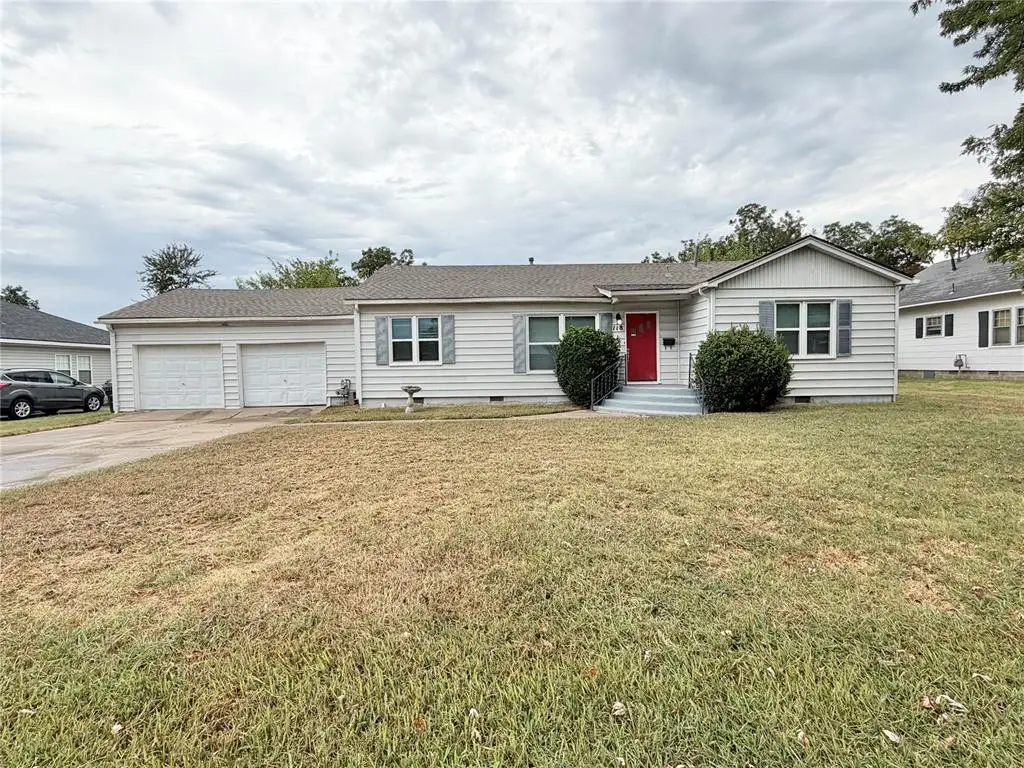 118 W Franklin Street, Shawnee, OK 74804 - #1