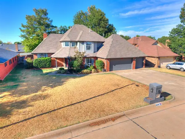 8221 NW 99th Street, Oklahoma City, OK 73162