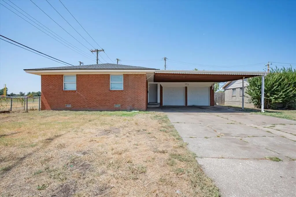 6829 S Winston Way, Oklahoma City, OK 73139 - #1