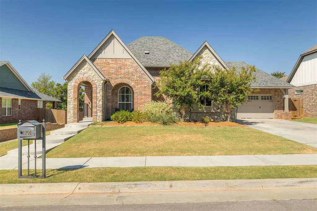 1701 Historical Avenue, Edmond, OK 73034 - #1