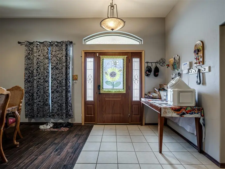 308 Tumbleweed Road, Yukon, OK 73099 - #3