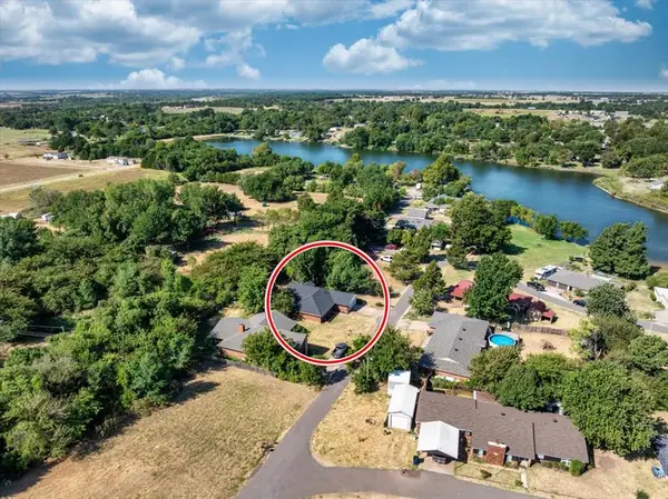 13605 Jacqueline Drive, Crescent, OK 73028