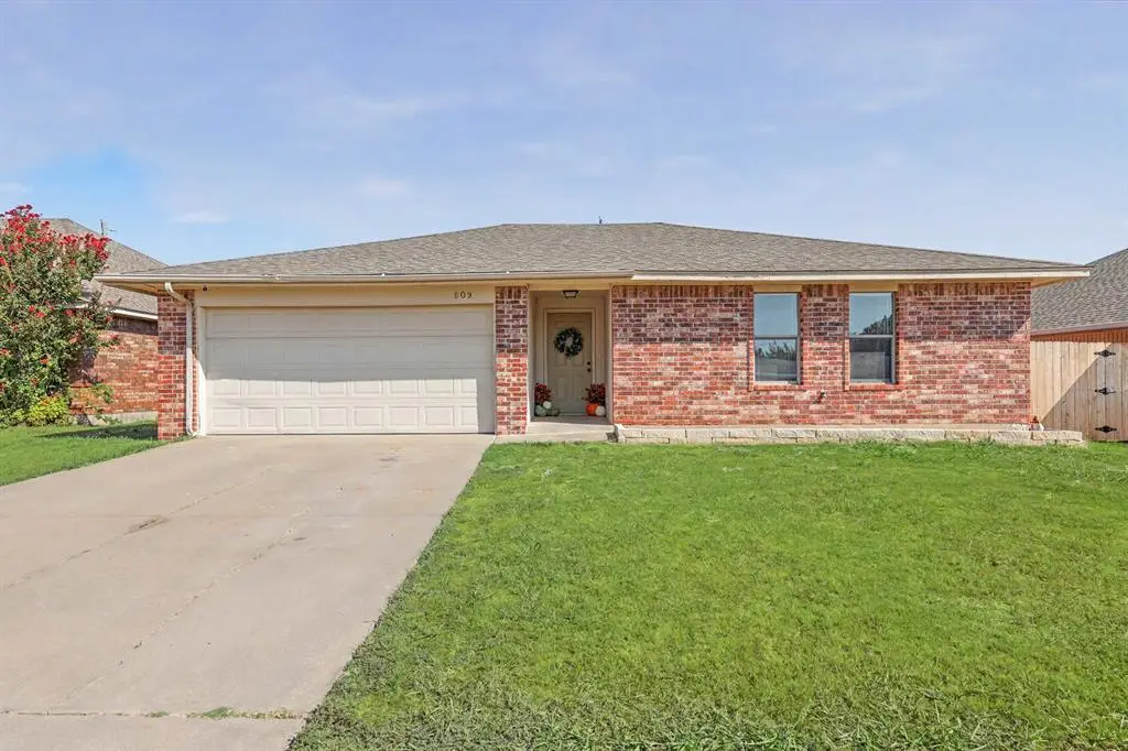 809 NW 18th Street, Moore, OK 73160 - #1