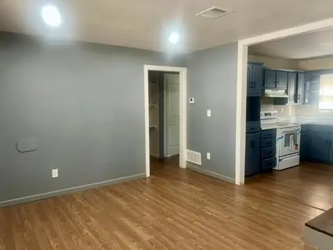 1720 SW 18th Street, Oklahoma City, OK 73108 - #3