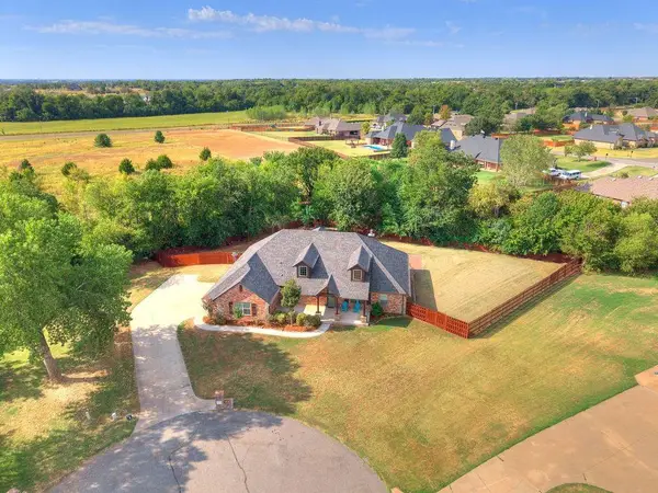 14573 Ashwood Court, Edmond, OK 73025