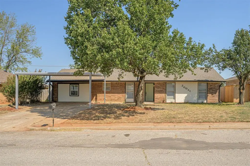 20031 Timberidge Road, Harrah, OK 73045 - #1