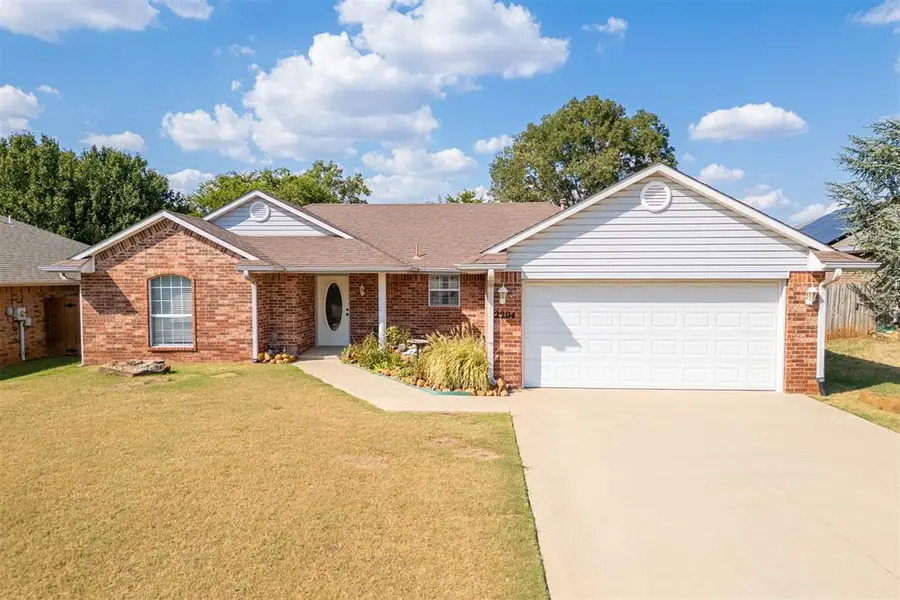 2204 Gray Dove Drive, Shawnee, OK 74804 - #2
