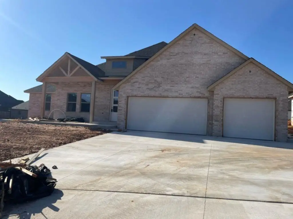 11520 NW 104th Street, Yukon, OK 73099 - #1