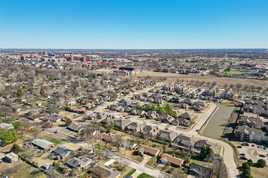2712 Belmont Drive, Norman, OK 73072 - #2