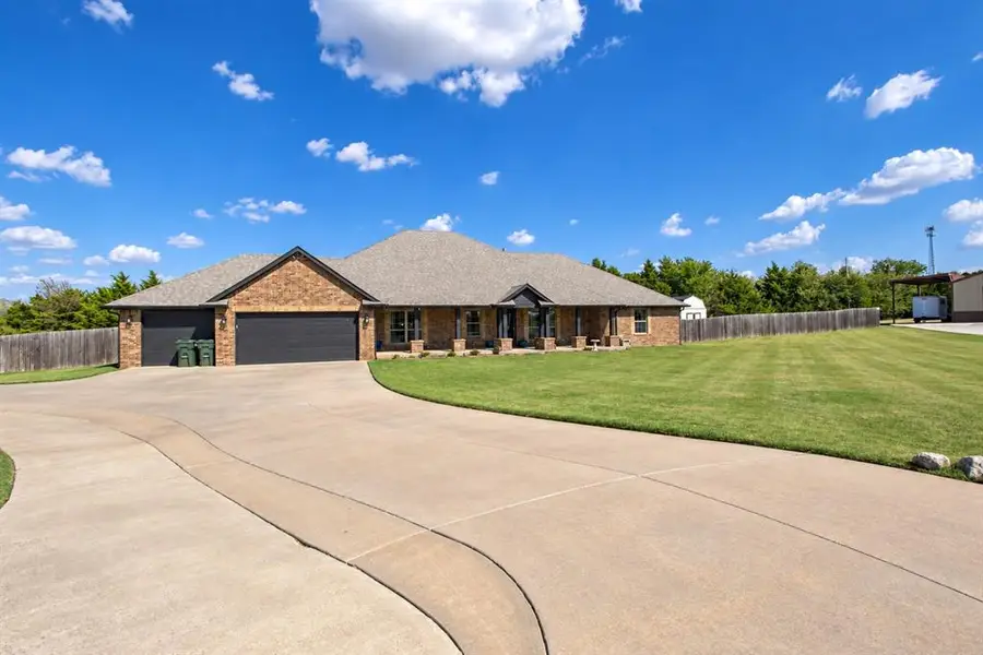 4500 Hillside Lane, Edmond, OK 73025 - #2