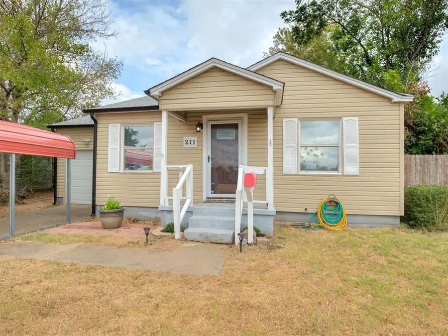 211 W Dale Street, Norman, OK 73069 - #2