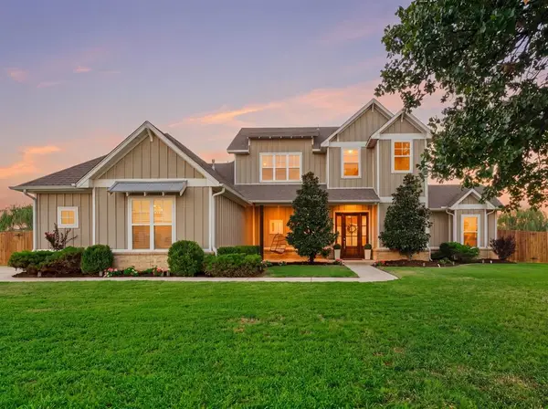 10690 N Country Drive, Edmond, OK 73034